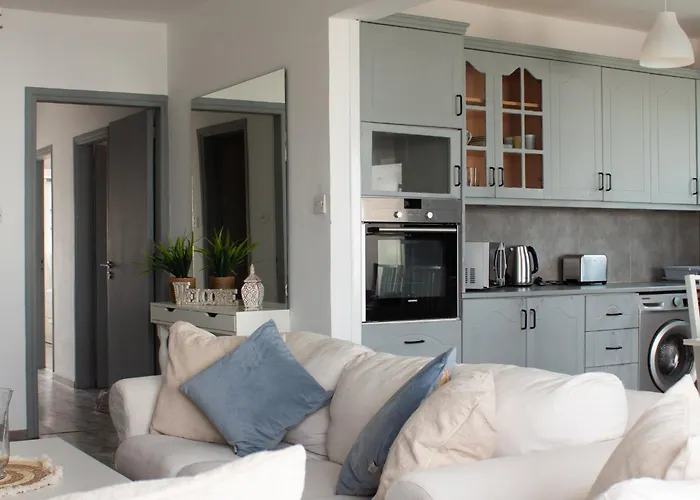 Downtown Larnaca Apartment