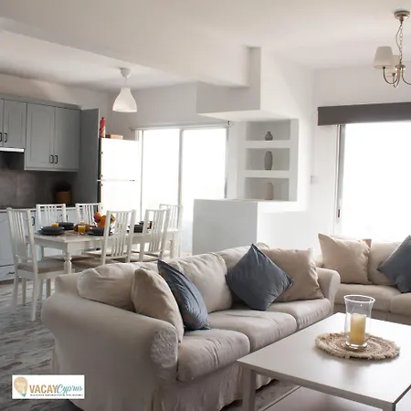 Downtown Larnaca Apartment Exterior foto